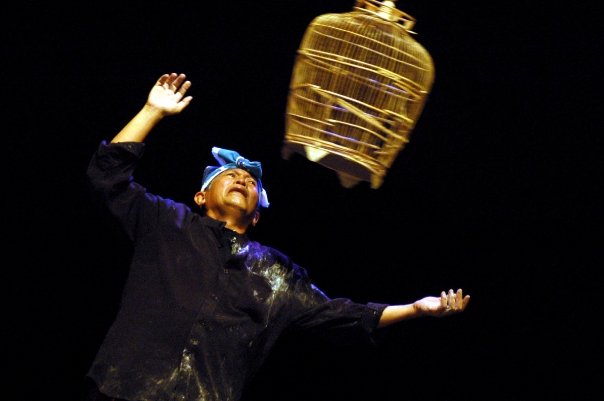 Pentas Teater “TUMPAH DARAH”